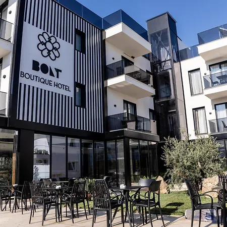 Bolt Boutique فندق 4*