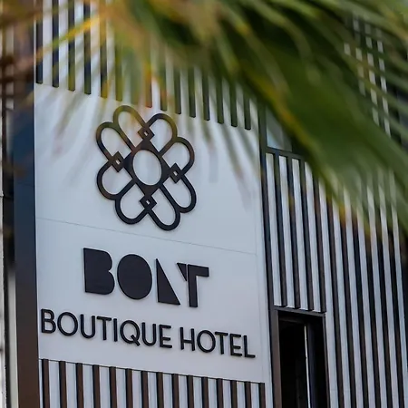 فندق Bolt Boutique 4*