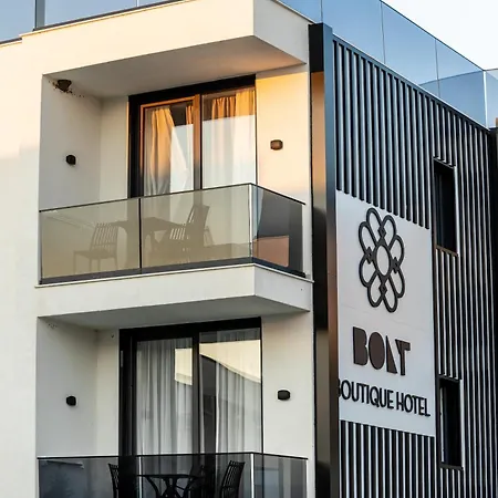 Bolt Boutique Lezhe