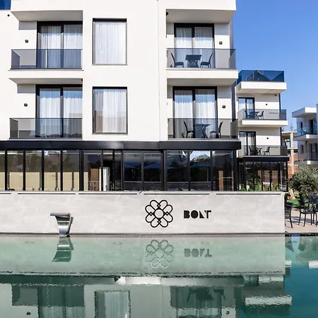 Bolt Boutique Hotel
