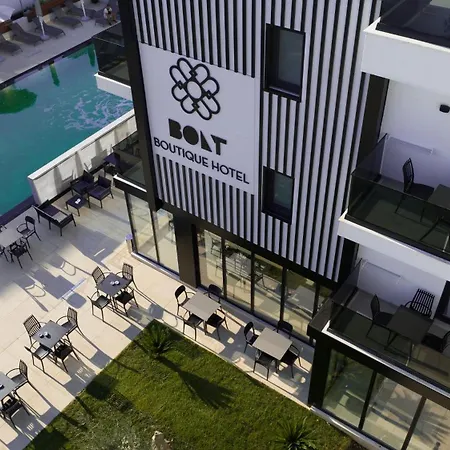Bolt Boutique فندق 4*