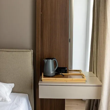 Bolt Boutique Hotel 4*