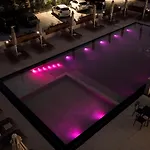Bolt Boutique 4*