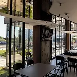 Bolt Boutique Hotel 4*