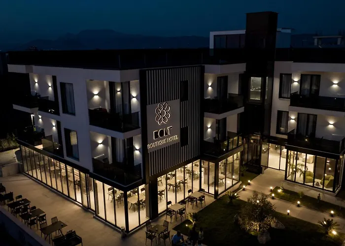 Bolt Boutique ホテル 4*