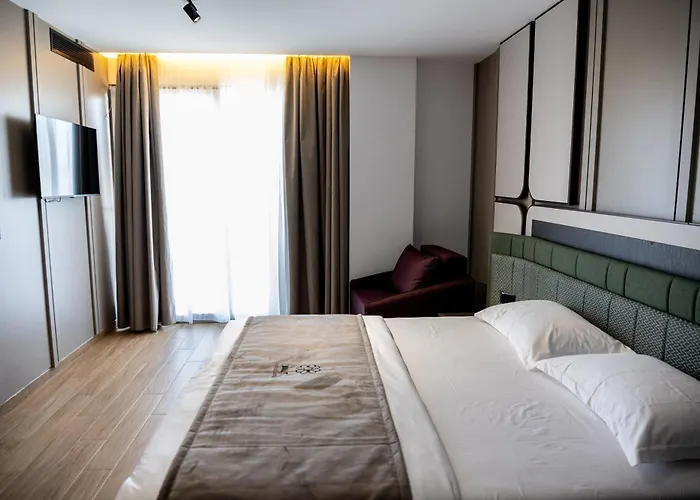 Bolt Boutique ホテル 4*