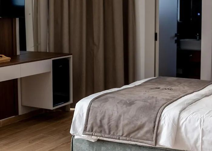 Bolt Boutique Lezhë