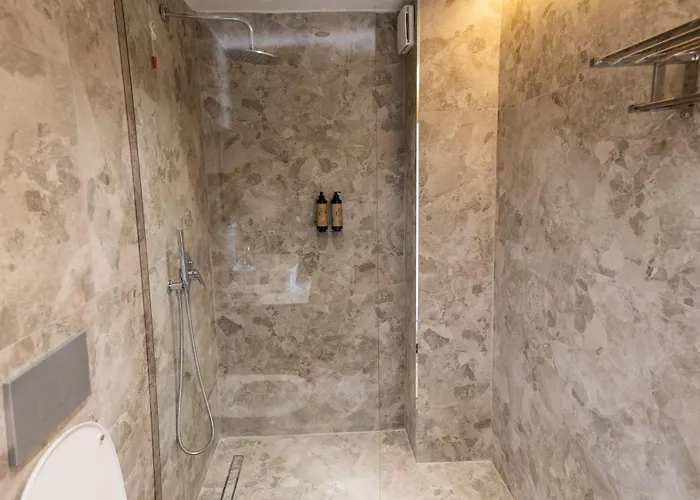 ホテル Bolt Boutique Lezhë