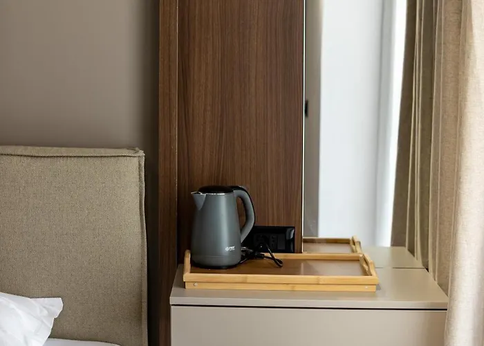 Bolt Boutique ホテル 4*